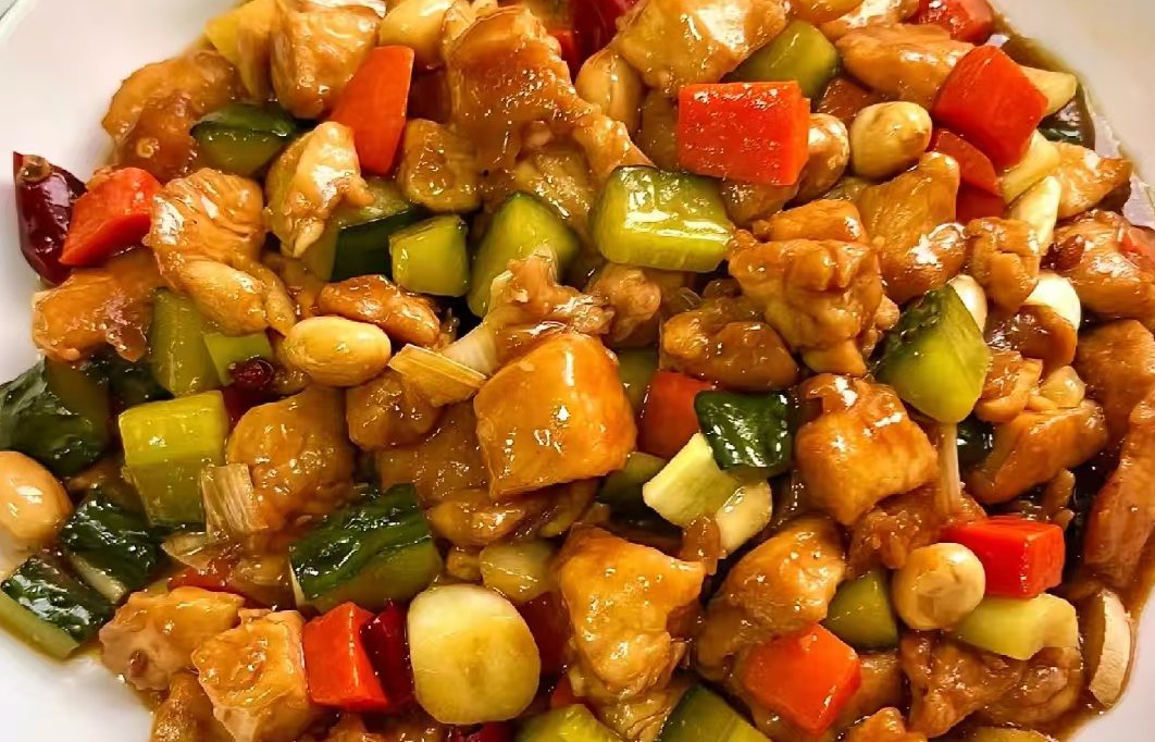Kung Pao Tavuğu (宫保鸡丁)
