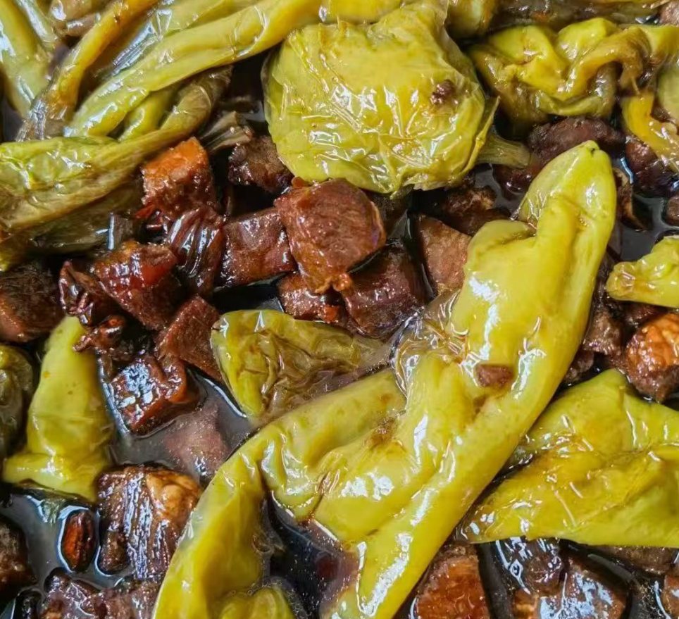 Kore Usulü Dana Etli Güveç (韩式酱牛肉)