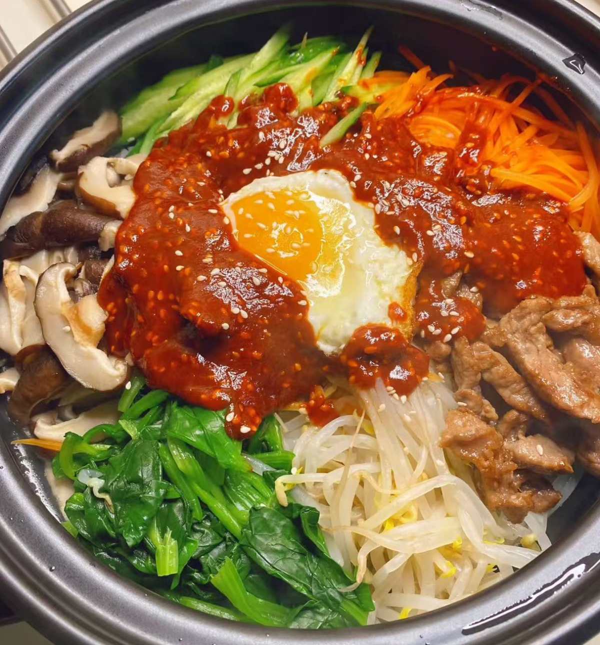 Bibimbap (石锅拌饭)